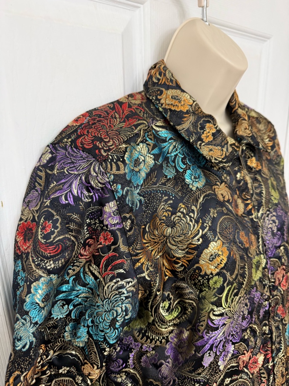 Chico’s Design Floral Brocade Quilted Jacket Size 0 (S) Zip Front - Picture 7 of 12